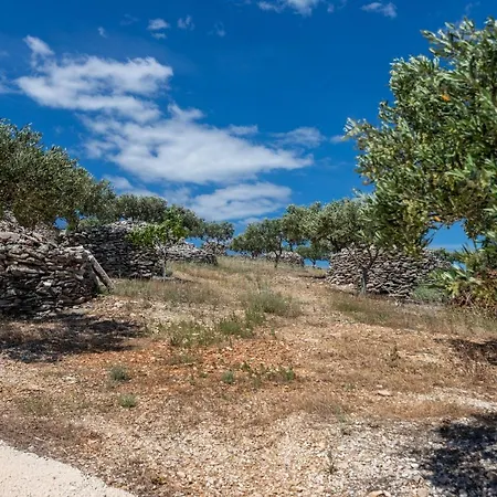 Secluded House Cove Vela Lozna, Brac - 16179 * Postira