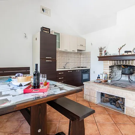 Vikendica Secluded House Cove Vela Lozna, Brac - 16179 *